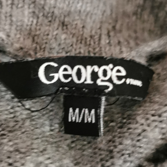 Ladies sweater - Picture 3 of 3